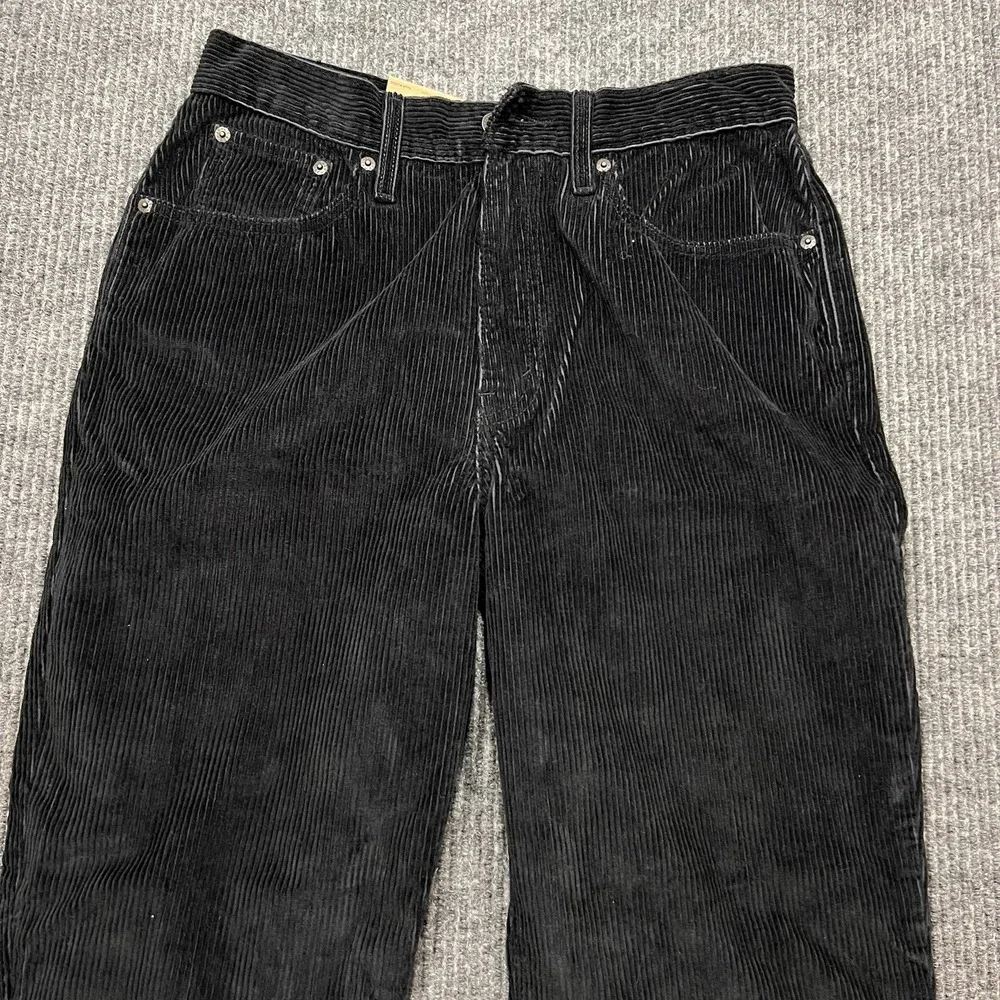 Levi's Corduroy‎ Mom Jeans Women's Size 30x30 Black Pants Tapered High Rise New